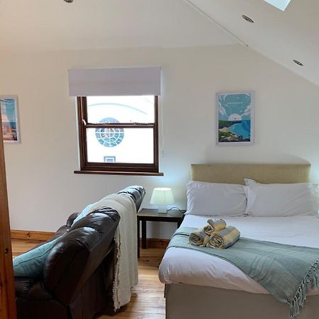 Penthouse 3 - Spacious Harbourside Apartment With Stunning Sea Views ペンザンス エクステリア 写真